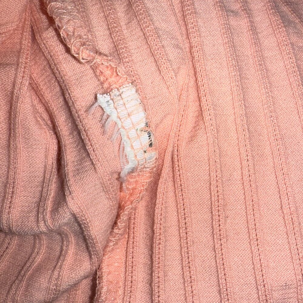 Pastel Pink Ribbed Crop Top Lettuce Leaf Size Medium - Picture 8 of 8